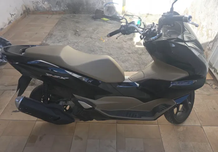 PCX Dlx 2026
