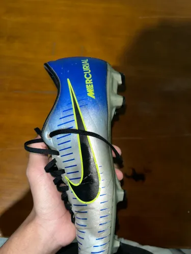 Chuteira PURO FENÔMENO NEYMAR