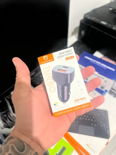 Carregador veicular turbo usb e usb C