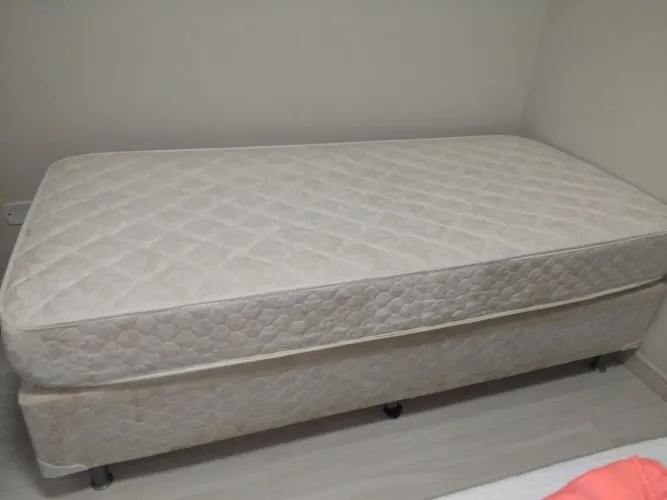 Cama solteiro