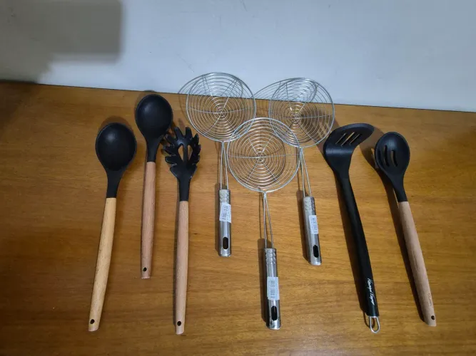 Colheres para cozinha ou restaurante