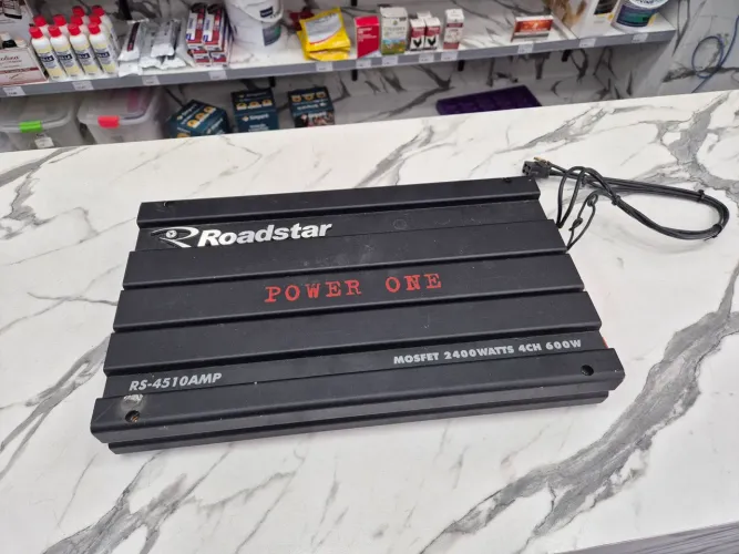Módulo Roadstar Power One 2400w