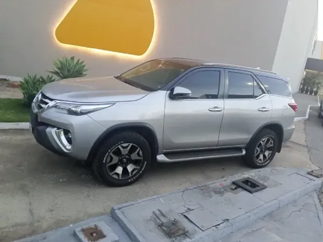 Toyota Hilux SW4 SRX 4X4 2.8 TDI 16V Dies. Aut. 2020