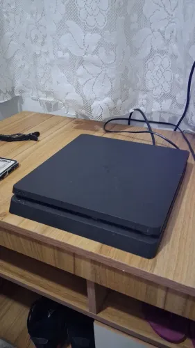 Ps4 Slim + Controle e Jogos!