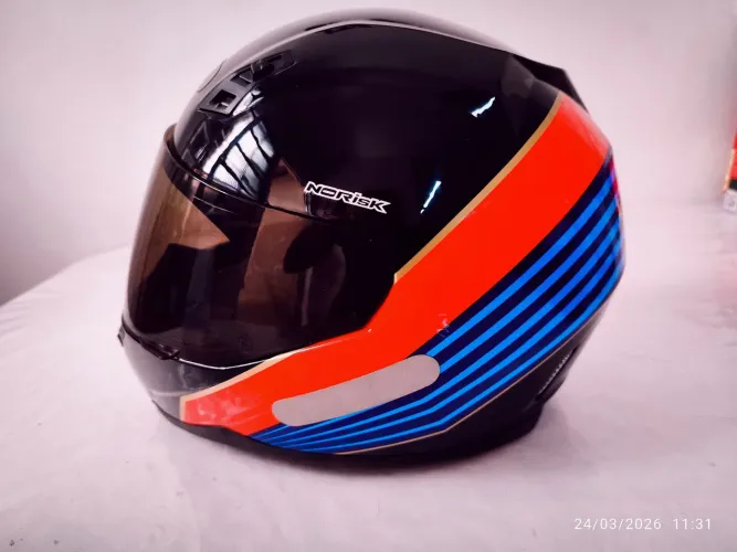 Capacete NoRisk Dry FF-391 "Martini Racing" Tam 58. Acompanha viseira cristal nova.