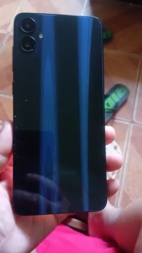 Vendo celular Samsung A05 Android 15 versão one 7.0