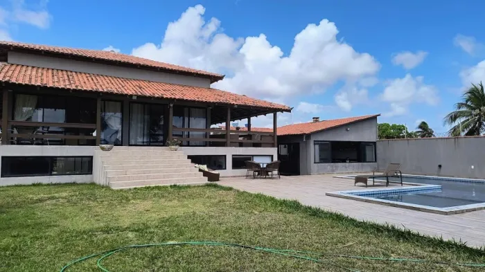 Casa Alto Padrão - 650m2 | 5 quartos | Beira-Mar Praia de Fagundes - Lucena/PB