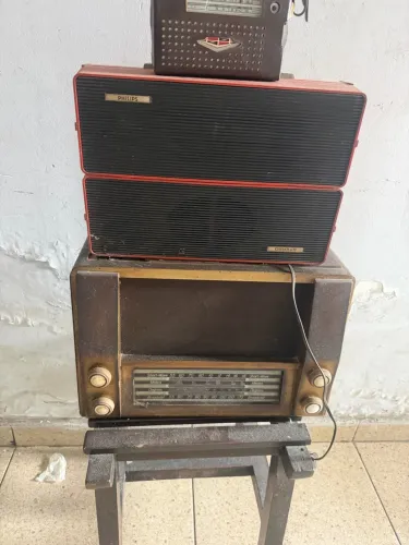 Rádio antigo