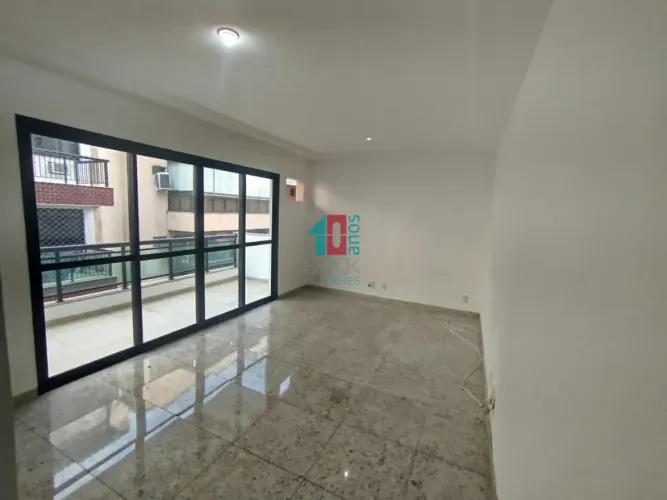 Recreio dos Bandeirantes | Apartamento 3 quartos, sendo 1 suite