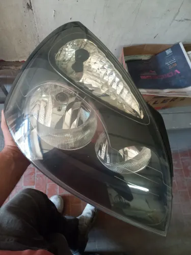 Farol Clio 2005