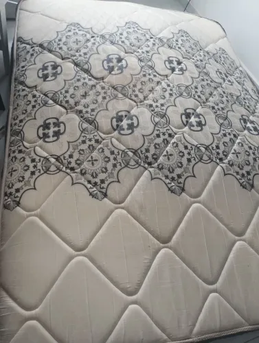 Doação de colchão casal