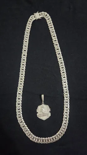 ? Corrente de Prata Maciça 13mm - 70cm - 85,7g + Pingente de Jesus Cristo de Brinde ?