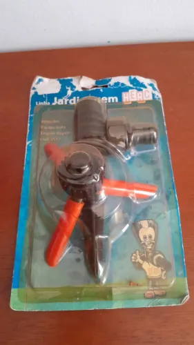 Irrigador Espiga Giratório Para Jardim Herc Engate Rápido