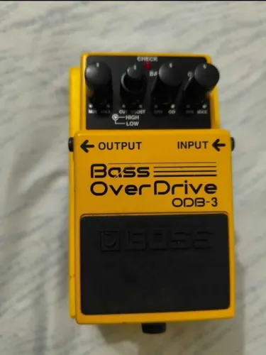 BOSS ODS-3 pedal overdrive para baixo ( PROMOÇÃO)