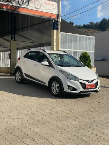 Hyundai HB20X Premium 1.6 Flex 16V Aut. 2014