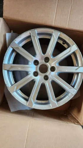 Rodas aro 17 com PNEUS P7 Pirelli - VW AUDI furação 5x112 em otimo estado