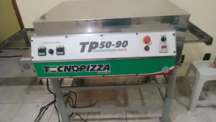 Forno de esteira para pizza e esfirra
