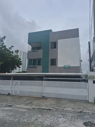 Alugo excelente apt nos bancários com ótima localização . Contato *30