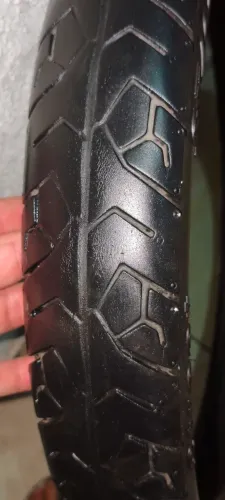 PNEU DIANTEIRO BIZ VIPAL COM CÂMARA 
