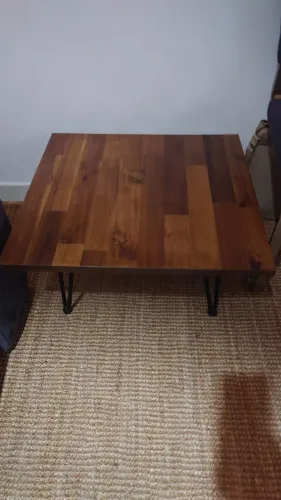 Mesa de centro em madeira