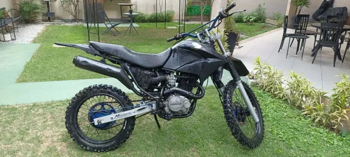 Moto de trilha 200cc