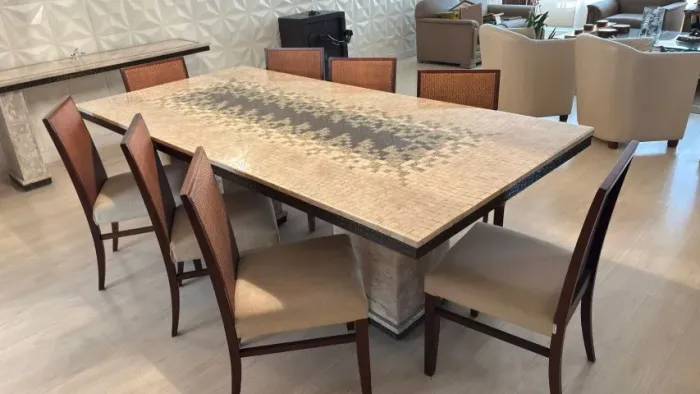 Mesa de jantar retangular 