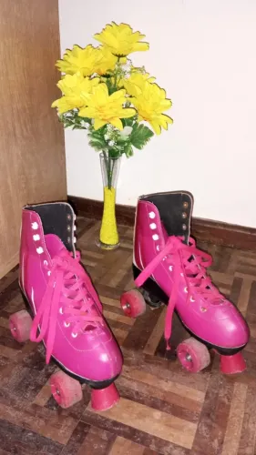 Patins Quad Retrô Rosa - Tamanho 38 - Faça a sua proposta !