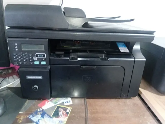 Vende-se impressora HP m1212 Laserjet 