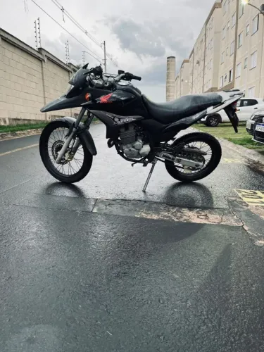 Vendo XRE 300 ano 2011