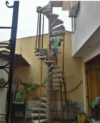 Escadas de concreto em geral