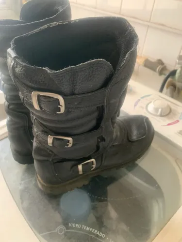 Bota Motociclista Semi Nova n 41 Cano Alto
