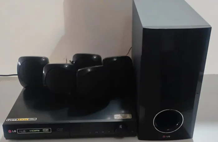 Home theater LG Modelo DH4130