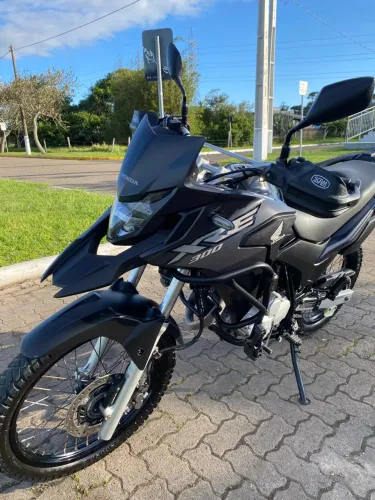 Honda XRE 300 ABS 2021 - Bateria Nova / Pneu Novo / Protetor de Carenagem