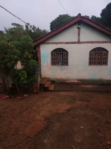 CASA com TERRENO GRANDE em Coutinho - Cachoeiro