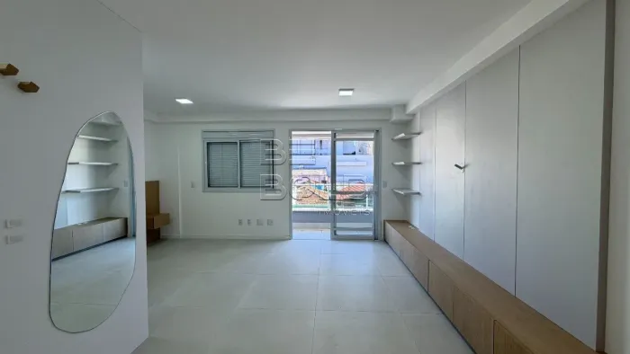Studio semimobiliado no Estreito