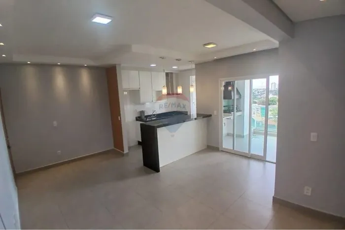RE/MAX ALUGA Apartamento para Locação Veredas Patriani 3 dormitórios 1 banheiros 3 suítes