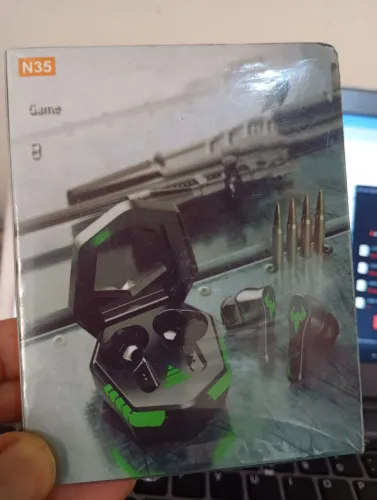 Fone Bluetooth Gamer Sem Fio LED RGB Baixa Latência com Case Carregador