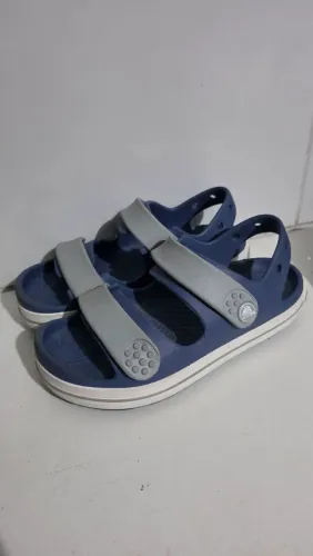 Sandália crocs j1