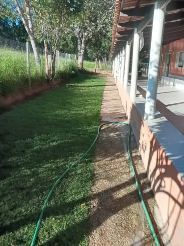Sítio para venda com 11 hectares e sede na beira do Rio Uru no município de Itaberaí GO