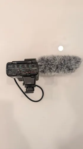 Adaptador Sony XLR-A2M
