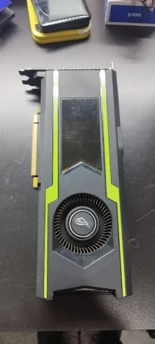 Gtx 1080 Ti Rog Aero funcionando perfeita
