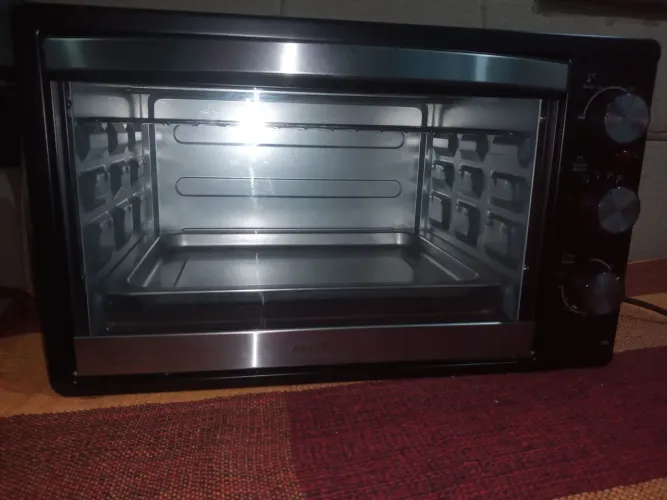 *FORNO BRITÂNIA 43 LITROS NOVINHO*