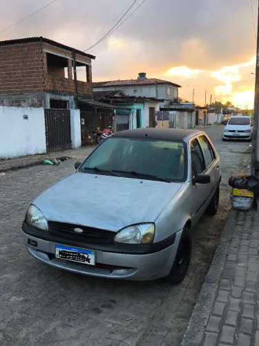 Ford Fiesta GL Class 1.0i 5P 2001