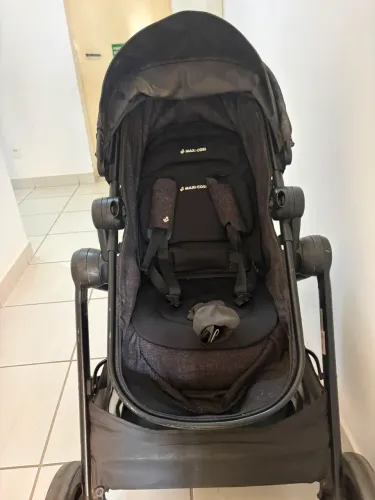 Carrinho de bebê máxi cosi 