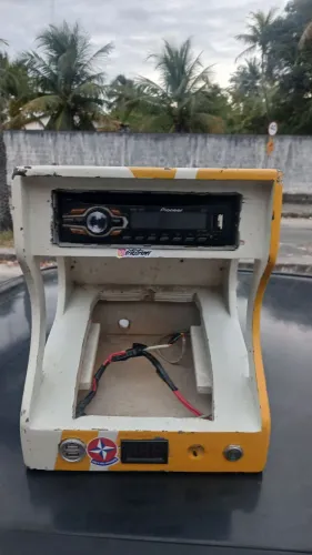 Vendo som pionee com rack e voltímetro