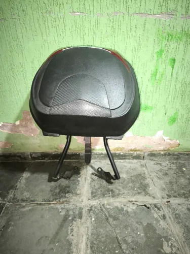 Baú Givi com suporte nmax160 2022 