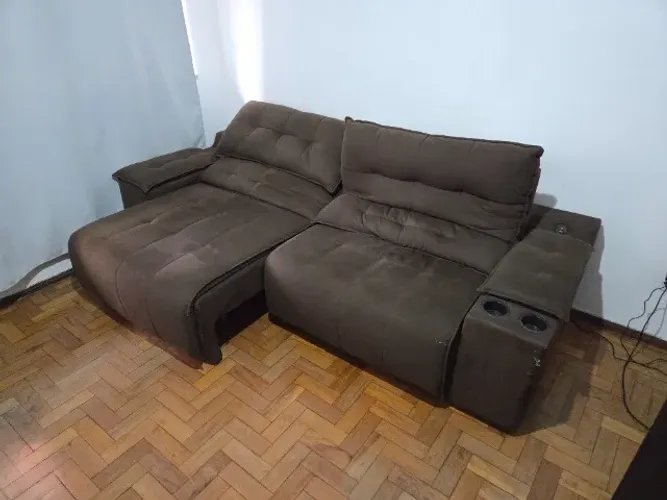 Sofá Reclinável com Porta Copos 2,5m