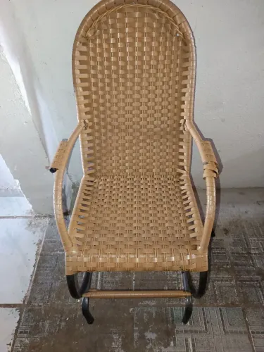 Cadeira de balanço infantil 