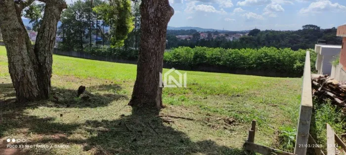 Terreno à venda no condomínio Haras Bela Vista