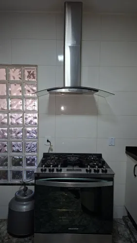 Coifa parede vidro curvo slim 90cm